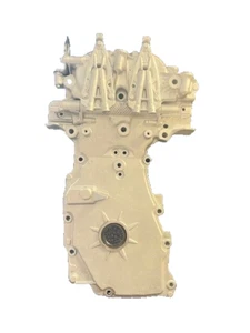 Genuine Nissan Qashqai Juke Pulsar 1.2L DiG-T Engine Timing Cover 14-19 - Picture 1 of 4