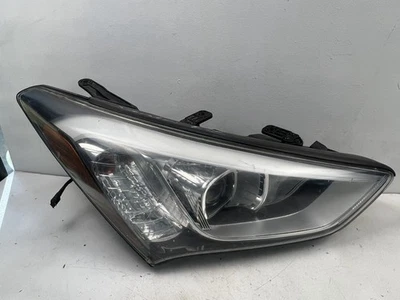 For 2013-2016 Hyundai Santa Fe Headlight Headlamp Right passenger side - Image 1 of 4