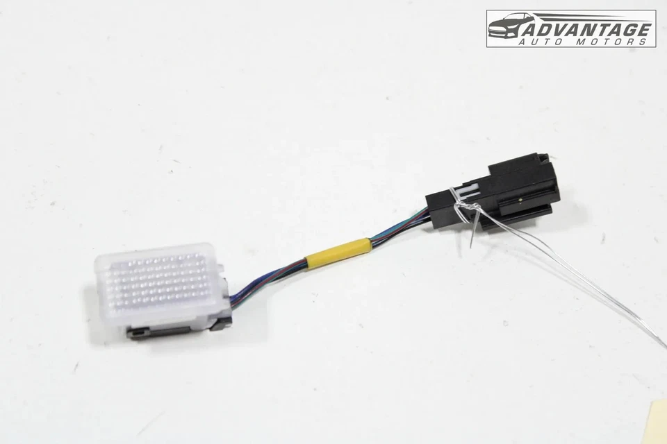 2017-2020 LINCOLN CONTINENTAL LEFT INSTRUMENT DASH PANEL LIGHT LAMP W/ WIRE OEM - Image 1 of 4