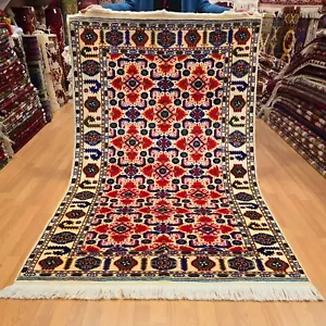 Handmade Floral Rug 130x200cm (4.3x6.6 ft) – Wool & Silk Blend – Oriental Carpet - Picture 1 of 14