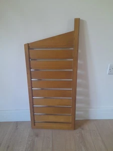 Single 86cm x 37.5cm Wooden short deep Staples ladderax lean to ladder (13G) - Picture 1 of 5