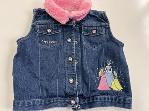 Chaqueta vaquera bordada princesa princesa Disney niñas - talla 6 excelente - Imagen 1 de 3