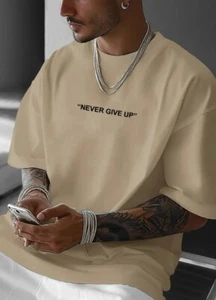 Herren Oversize Shirt Never give up coole Streetwear Mode Fashion Lifestyle - Bild 1 von 8