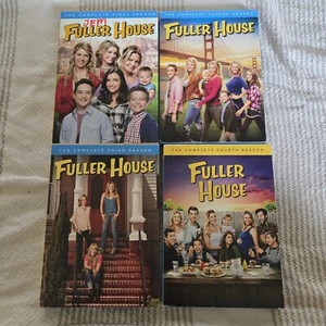 Fuller House: Die komplette Serie Staffeln 1-4 DVD Set - Bild 1 von 4