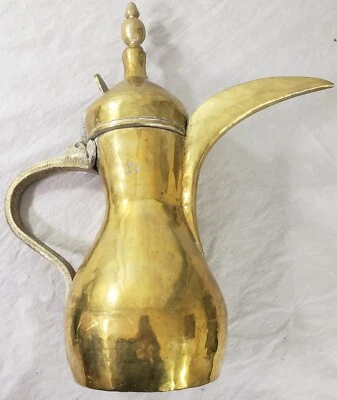 De colección Hecho a Mano 16" Latón Dallah Islámico Oriente Medio Firmado Marcado Dos Veces Foto 1 de 4