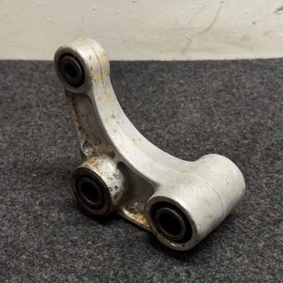 92-93 Kawasaki KX125 KX250 OEM ENLACE UNITRAK ENLACE CENTRAL SUSPENSIÓN BRAZO MONTAJE Foto 1 de 4