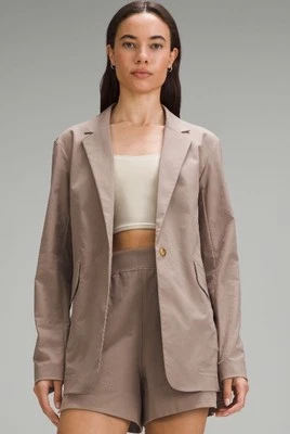 Blazer Lululemon Mujer Calce Relajado Sarga Talla Pequeña Taupetastic Tostado Taupe Nuevo con Etiquetas  Foto 1 de 4