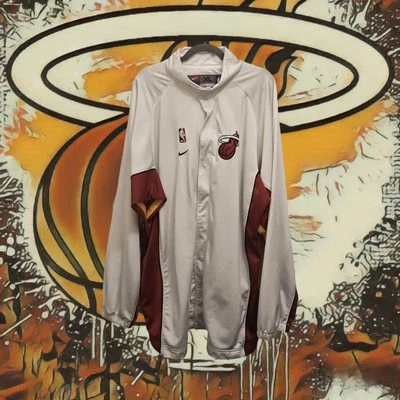 Vintage authentic Nike Miami Heat NBA Warm Up Jacket  Sz XL - Image 1 of 4