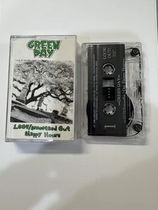 Green Day 1039 Smoothed out Slappy Hours Lookout Records Cassette Tape 1991 OOP - Picture 1 of 11