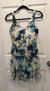 New Bloomchic Swim dress Floral Size 10 Adjustable Straps Layered - Picture 1 of 10