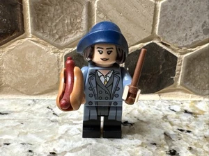 tina goldstein W/ Hot Dog Fantastic Beasts HP 71022 LEGO® Minifigure Figure - Picture 1 of 4