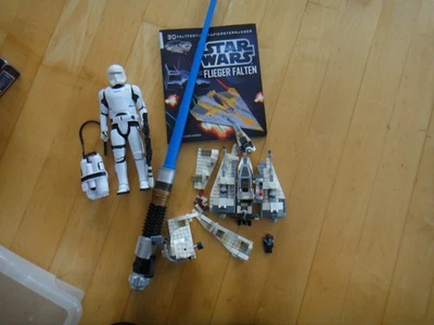 Lego Star Wars  Leuchtschwert,  Bastelbuch Star Wars, Rakete Bauset Konvolut... - Bild 1 von 4