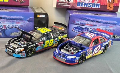 2 Action 1:24 Diecast Stock Car THE MUPPET SHOW 25 años JOHNNY BENSON RICKY RUDD Foto 1 de 4