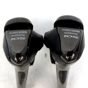 Palancas de cambio izquierda/derecha Shimano 105 ST-5600 cubierta de vuelo 499 g 2 o 3x10 - Imagen 1 de 4