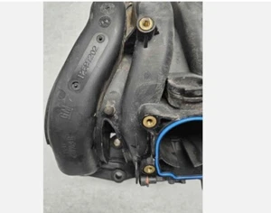 2003 04 05 06 SATURN ION CAVALIER GRAND AM Intake Manifold 2.2L - Foto 1 di 3