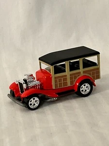 Johnny Lightning 1:64 Scale Woodys & Panels 1931 Ford, Red - Picture 1 of 13