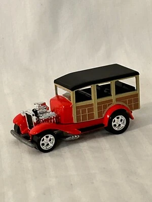 Johnny Lightning 1:64 Scale Woodys & Panels 1931 Ford, Red - Image 1 of 4