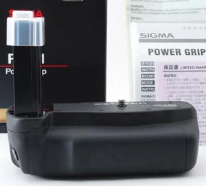 Sigma PG-31 Netzgriff für SD1 Merrill DSLR-Kamera - Bild 1 von 7