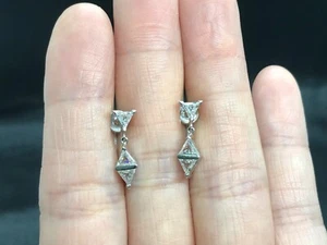   RARE ! Estate Vintage Platinum Trillions Genuine Diamond Earrings Screwback  - Picture 1 of 14