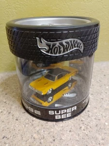 Hot Wheels Oil Can 1970 Dodge Super Bee Yellow Muscle Car Series - Picture 1 of 6