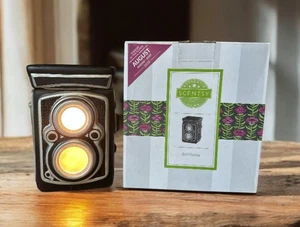 Calentador de cera Scentsy MARCO FIJO fotografía retirada, cámara RARO difícil de encontrar NUEVO - Imagen 1 de 4