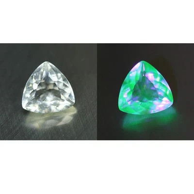 1.78 Cts" Antiguo_100% Natural Sin Tratar Mexicano UV Cambio de Color Ópalo HYALITA " Foto 1 de 4