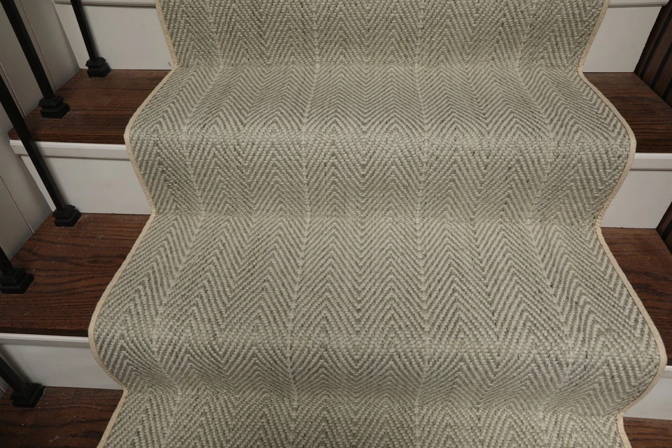 Multi Size Handmade Wool Stair/Hallway Runner 31 inch Wide Upto 40 feet Length - Image 1 of 4