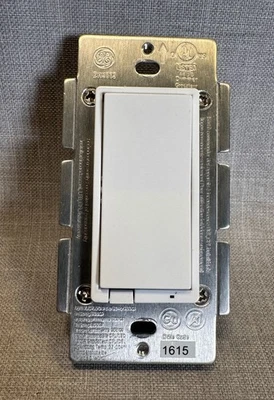 GE Z-Wave In-Wall Smart Dimmer Switch ZW3005 - 600W - TESTED! WORKS! - Image 1 of 4