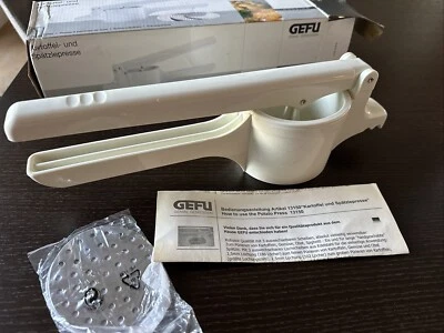 Gefu Presco Potato and Spaetzle Ricer Press Strainer Masher - 3 Disks - Image 1 of 4