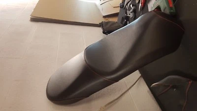 RIVESTIMENTO FODERA Sella honda sh 300 sport 2007/8/9/10/11 - Imagen 1 de 4