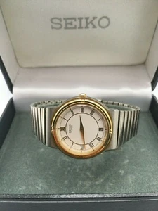 Seiko Quartz Unisex Vintage Calendar 50MT WR Roman Dial Bracelet Watch 65396000 - Picture 1 of 10