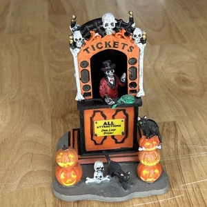 Lemax Spooky Town Ticket Booth Halloween Village Carnival Skeleton Pumpkins READ - Picture 1 of 12