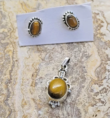 Juego de aretes y colgantes de plata esterlina ojo de tigre boho delicados Foto 1 de 4