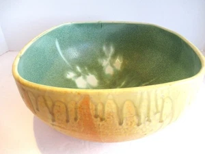 Große Studio Kunst Keramik Servierschale signiert tropfglasiert gelb grün weiß - Bild 1 von 9