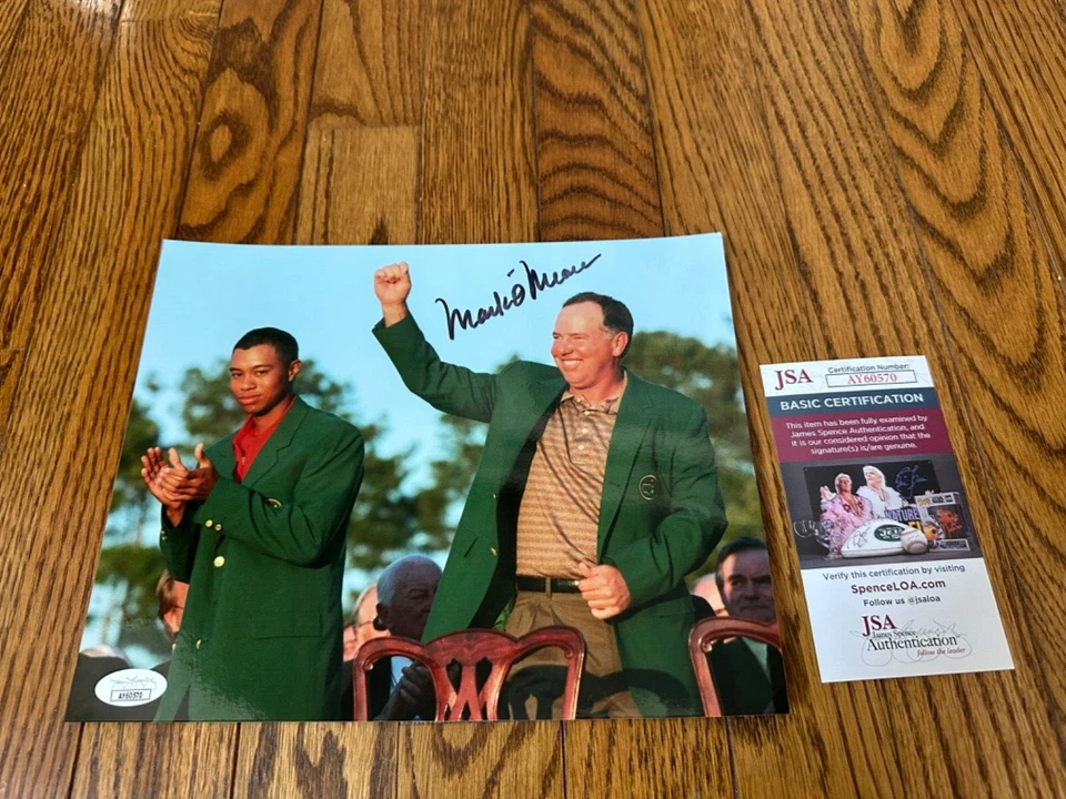 Mark O'Meara Signed 8x10 Photo- JSA AUTHENTICATED- MASTERS CHAMPION- PGA Golf - Image 1 of 1