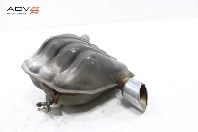 Silenciador y punta sistema de escape trasero derecho Jeep Grand Cherokee 3,6 L OEM 2014-2020 Foto 1 de 4