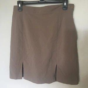 LizGolf Skort Sz 10 CoolMax Beige Skirt Stretch Vented 2 Pockets Shorts - Picture 1 of 13