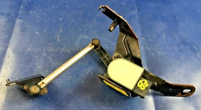 11-19 INFINITI M37 M56 Q70 Q70L HEADLIGHT LEVELING REAR SENSOR W/ BRACKET #58114 - Изображение 1 из 4