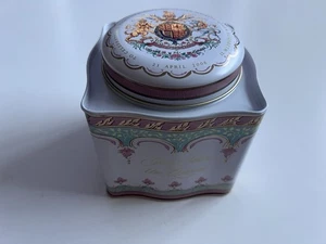 Queen Elizabeth 80th Birthday Royal Collection Tea Tin – 2006 Commemorative - Picture 1 of 8