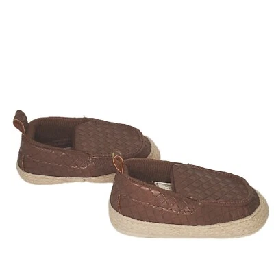 Zapatos sin cordones First Steps talla 6-9 meses marrón tejido look superior nunca usados niños Foto 1 de 4