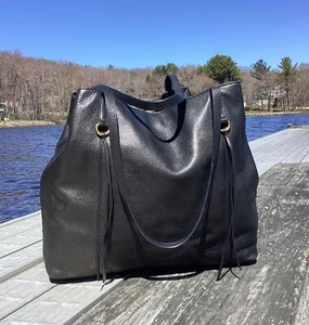 HOBO International KINGSTON Pebbled Leather Large TOTE Shoulder Bag Tassel - Picture 1 of 9