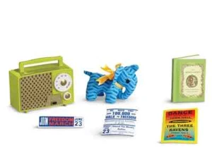 NIB American Girl Melody Bedroom Accessories w/ Elephant, Flyer, Radio NEW! - Picture 1 of 3