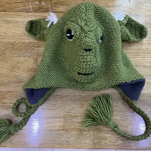 Sombrero YODA tejido 100 % lana para niños. Sin usar. Coste 45€ - Imagen 1 de 8