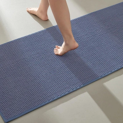 Alfombras de baño antideslizantes 2025 - Alfombra de baño delgada ultra absorbente de secado rápido de pelo bajo Foto 1 de 4