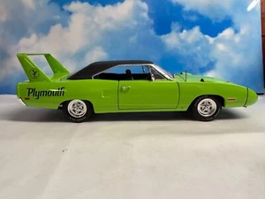 1:18 ERTL 1970 PLYMOUTH SUPERBIRD SUBLIME NOTA 1/5000 - ANTENNA ROTTA - Foto 1 di 15