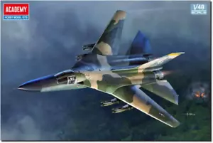 Academy Hobby 12360 USAF F-111A Aardvark Wojna w Wietnamie 1/48 - Zdjęcie 1 z 1
