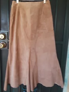 J Jill Leather Midi skirt size 6P Scalloped Hemline Unlined EUC - Picture 1 of 4