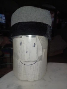 Vintage Pillendose Hut 6x grau & schwarz 100% Polyester - Bild 1 von 5