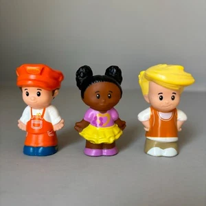 Fisher Price Little People Zug Schaffner Fahrer Passagiere Figur Konvolut - Bild 1 von 8