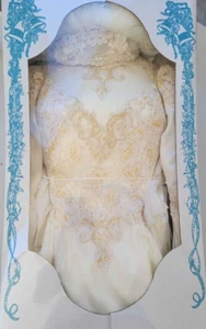 Vintage  Lacy Bead Style Ivory Wedding Dress Size 4   - Heirloomed Memories - Picture 1 of 8